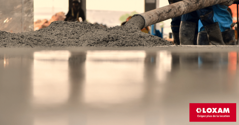 préparer et surfacer un béton de dalle - LOXAM